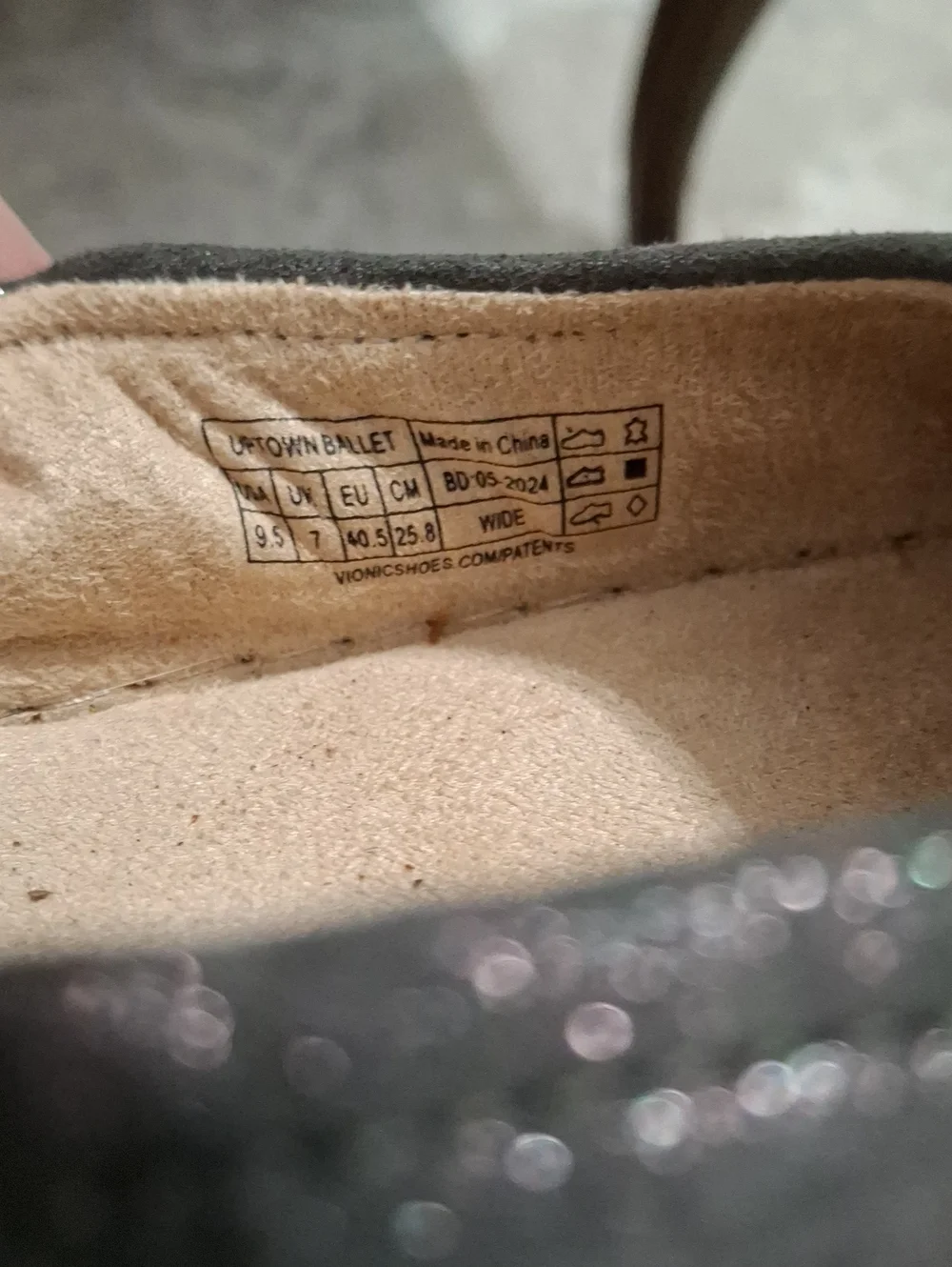 Vionic Uptown Ballet Flat Slip On Loafer Sneaker Polluted Silver Leather Sz 9.5